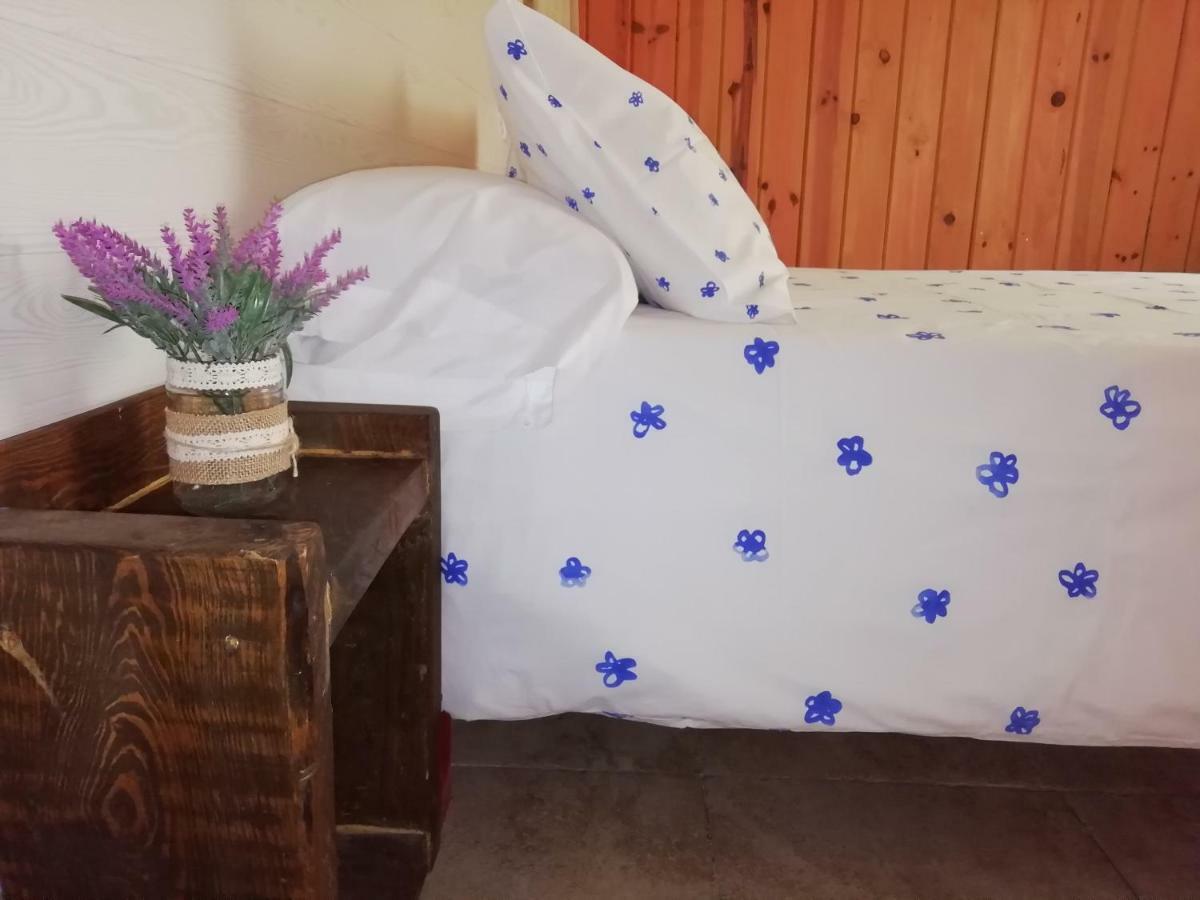La Casa De Colores Villa Munopepe Bagian luar foto